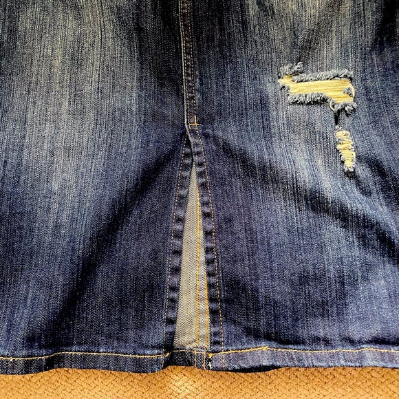 Distressed  Denim Jean skirt Velvet heart - Picture 3 of 6